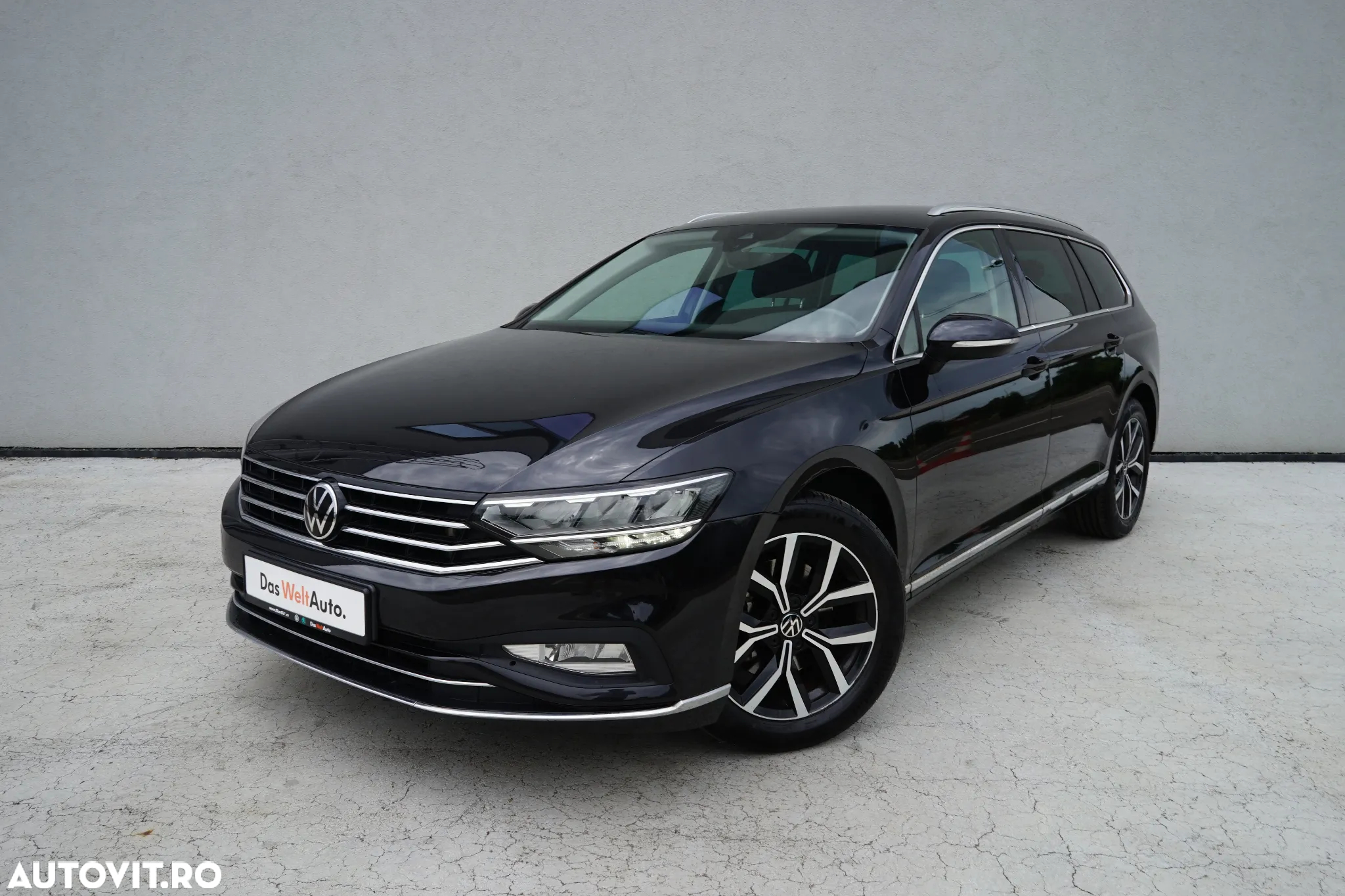 Volkswagen Passat Variant 2.0 TDI 4Mot DSG Highline - 2