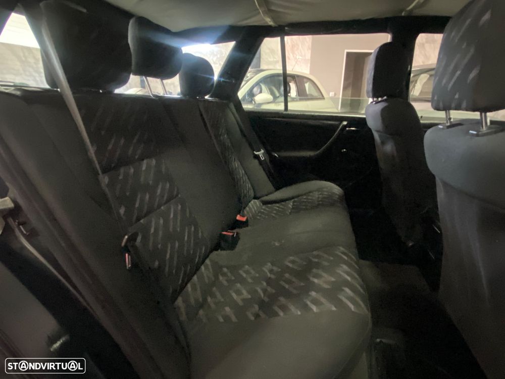 Mercedes-Benz C 220 - 9