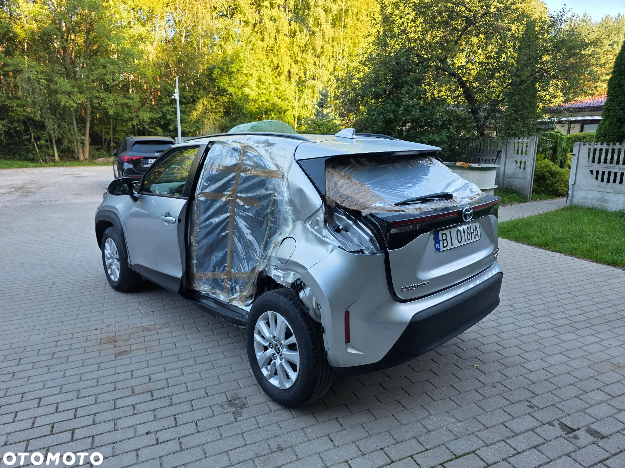 Toyota Yaris Cross Hybrid 1.5 Comfort 4x4 - 4
