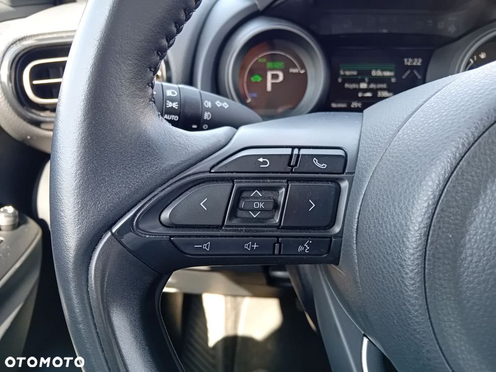 Toyota Yaris Cross Hybrid 1.5 Comfort 4x4 - 13