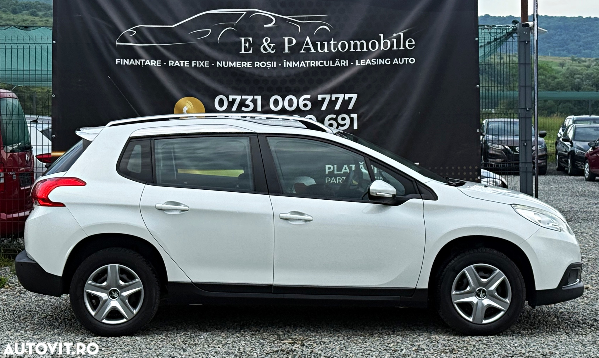 Peugeot 2008 1.2 L PureTech STT Active - 10