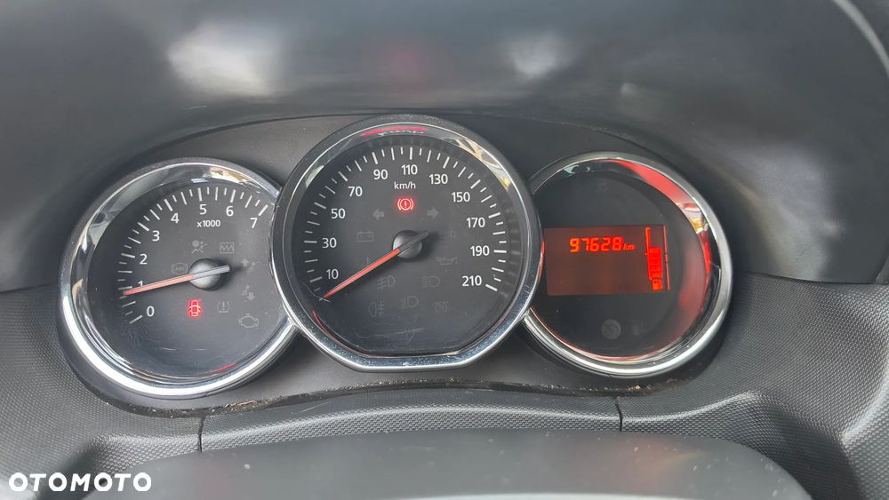 Dacia Duster TCe 125 4x2 Celebration - 15