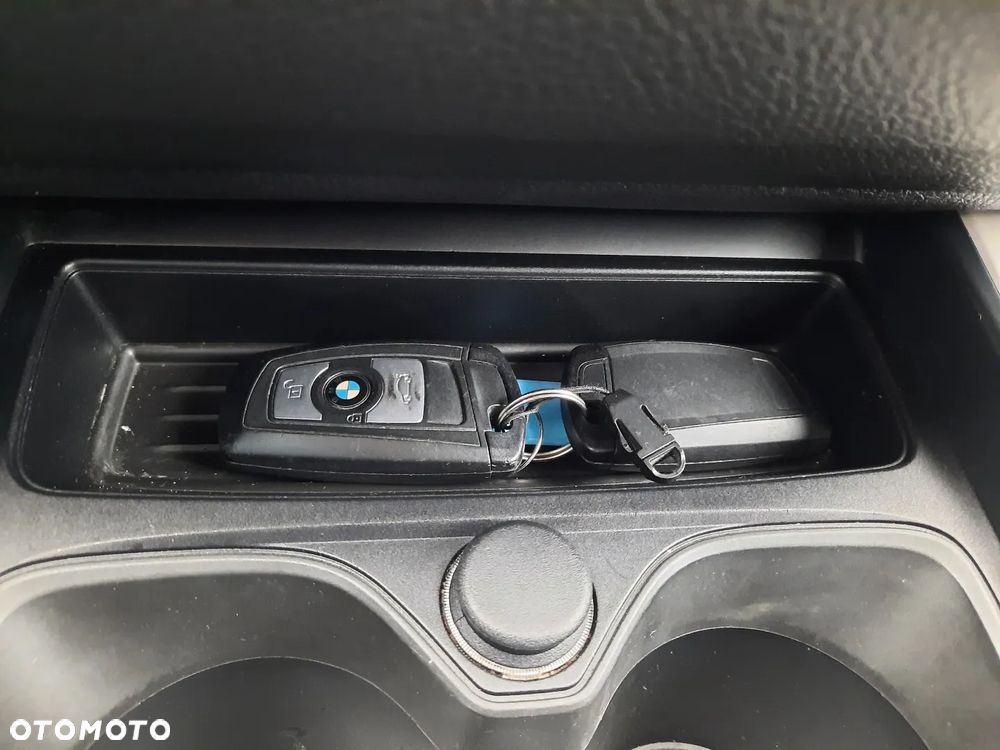 BMW Seria 1 118i - 36