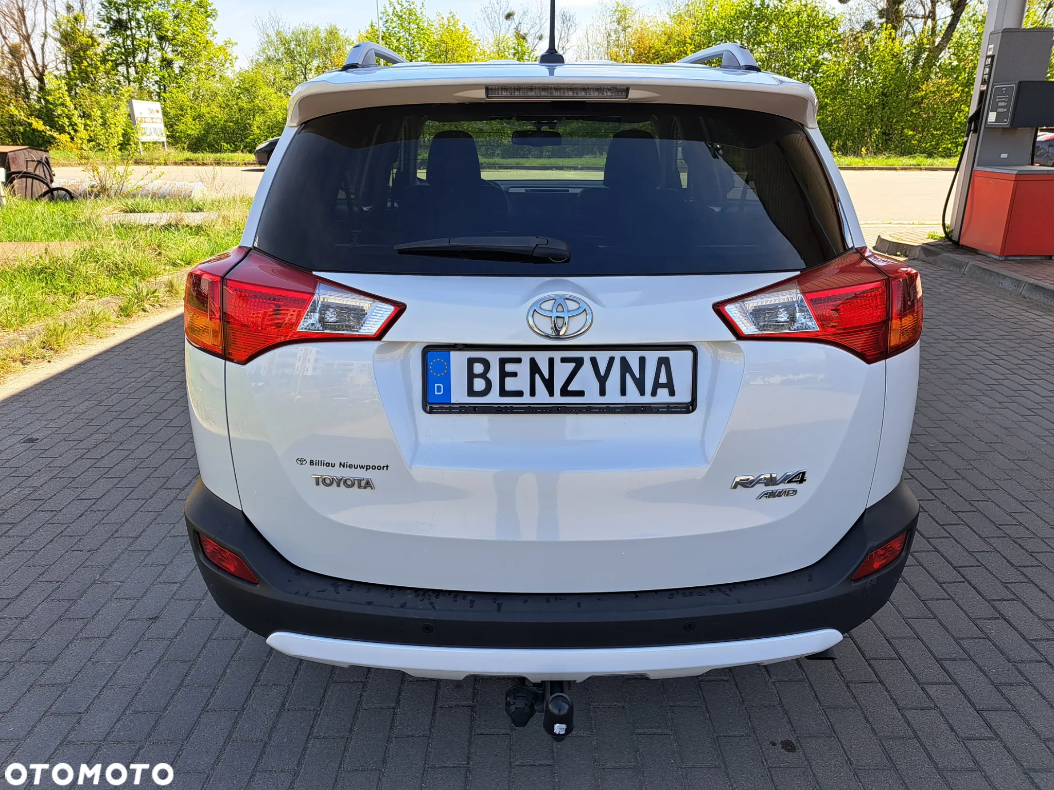 Toyota RAV4 - 11
