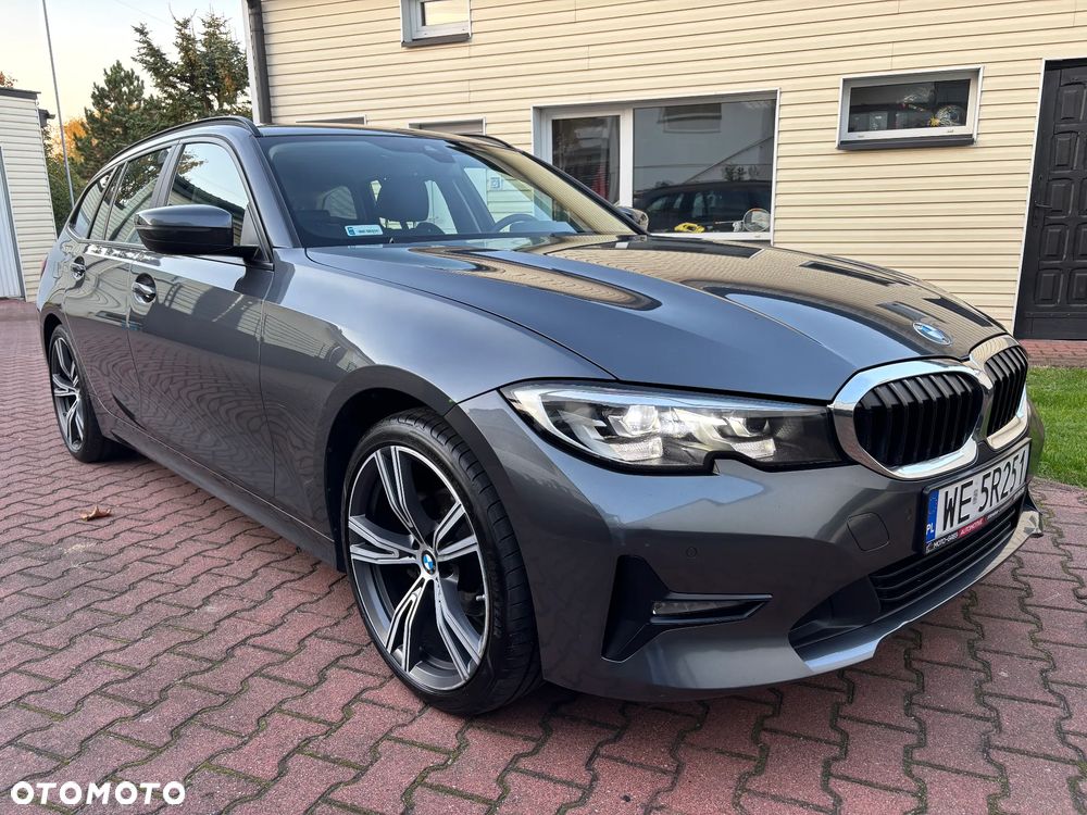 BMW Seria 3 318i Business Edition sport - 1