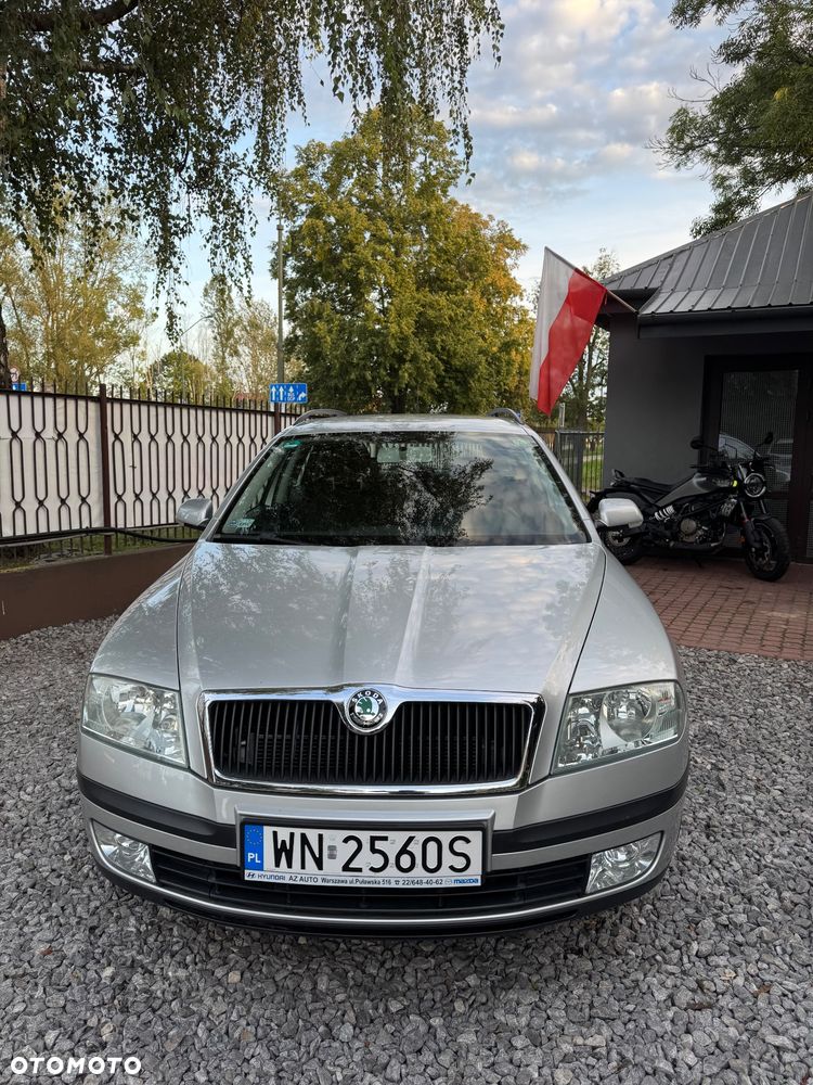 Skoda Octavia 1.6 Ambiente EU5 - 9