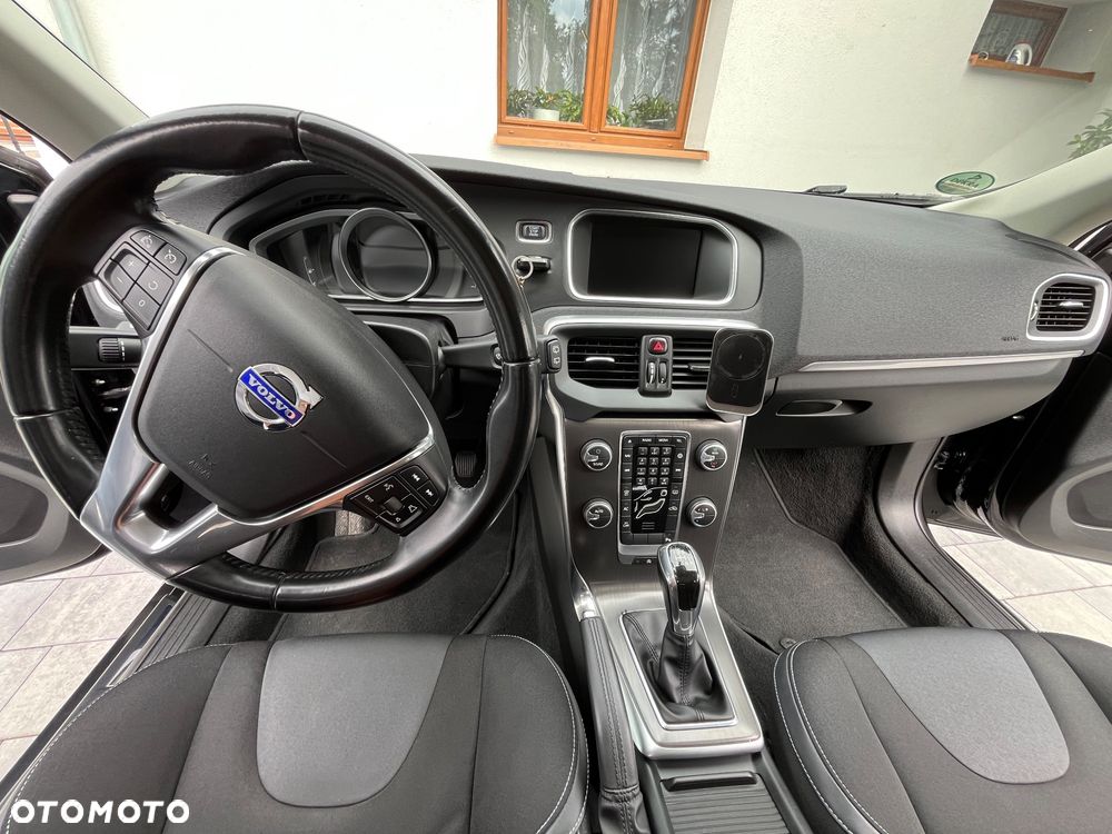 Volvo V40 - 18