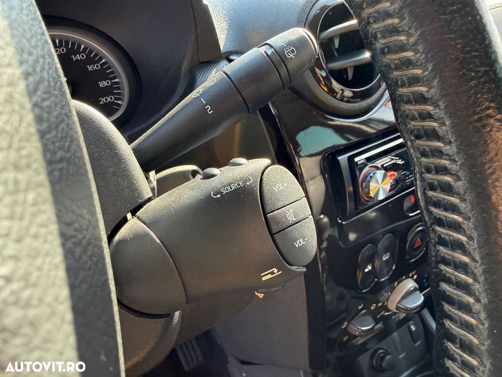 Dacia Duster 1.5 dCi 4x2 Laureate - 21