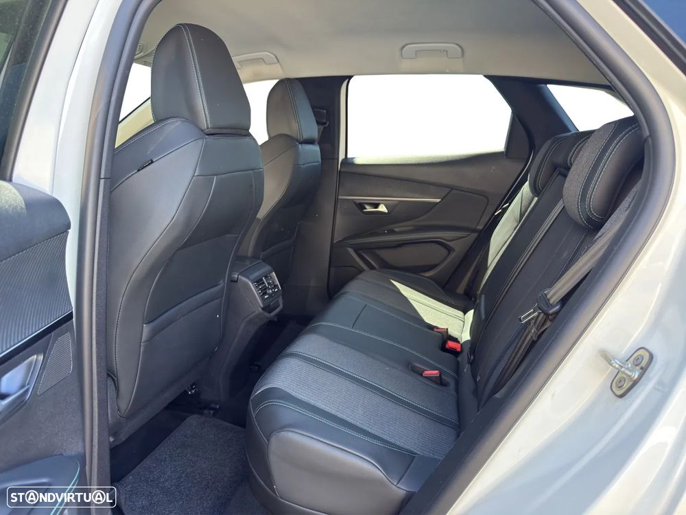 Peugeot 3008 225 e-EAT8 Allure - 12