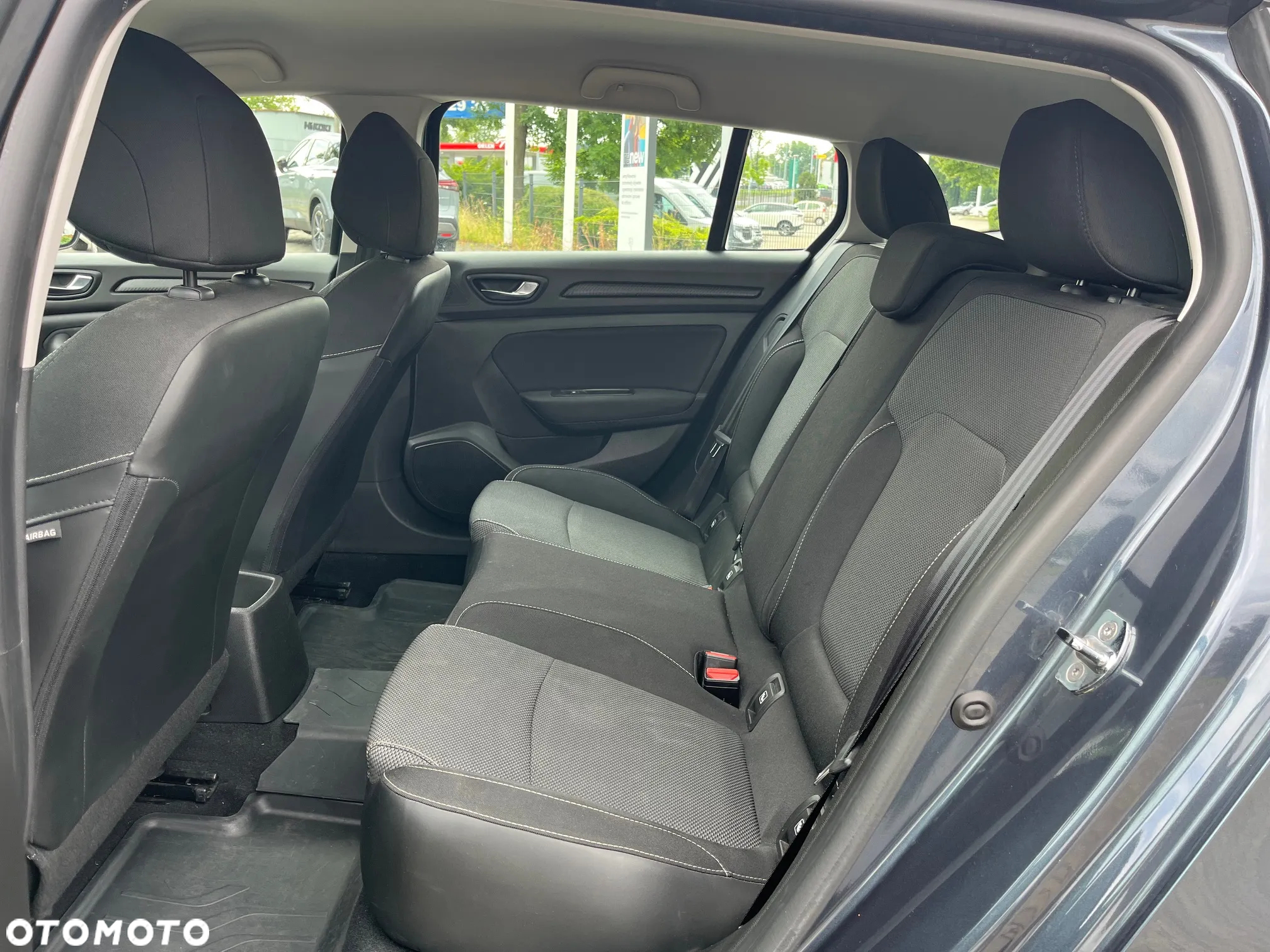 Renault Megane 1.3 TCe FAP Life - 11