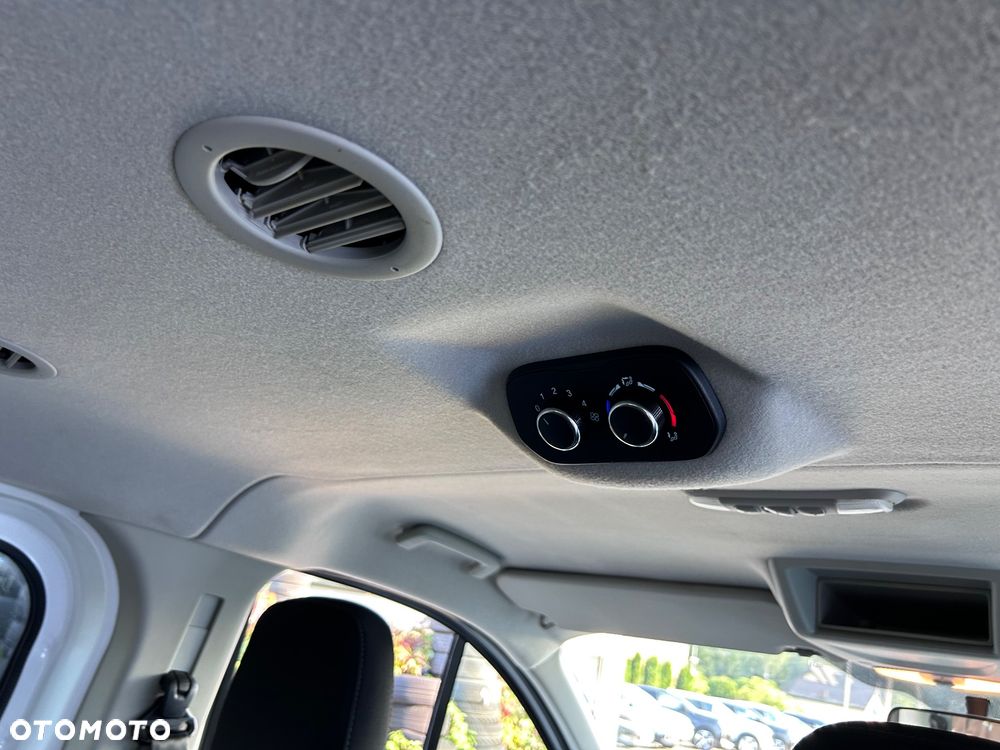 Ford Transit Custom - 16