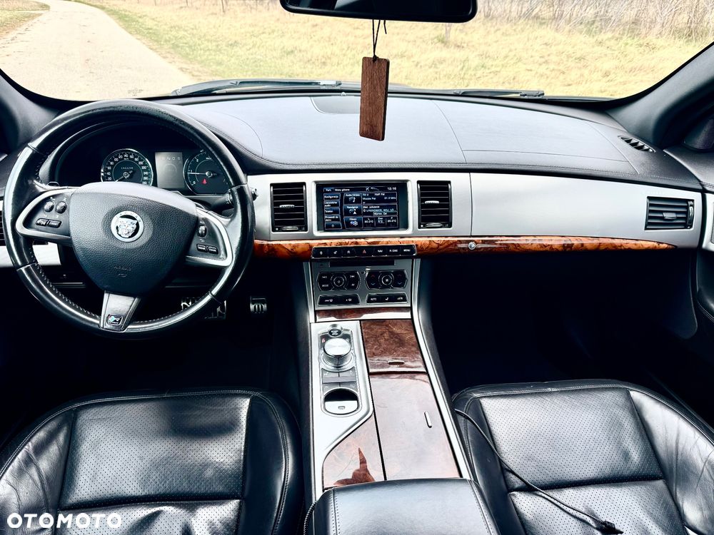 Jaguar XF 3.0 V6 D S Premium Luxury - 9