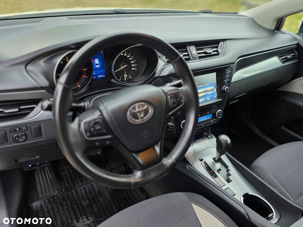 Toyota Avensis Touring Sports 1.8 Multidrive S Business Edition - 12