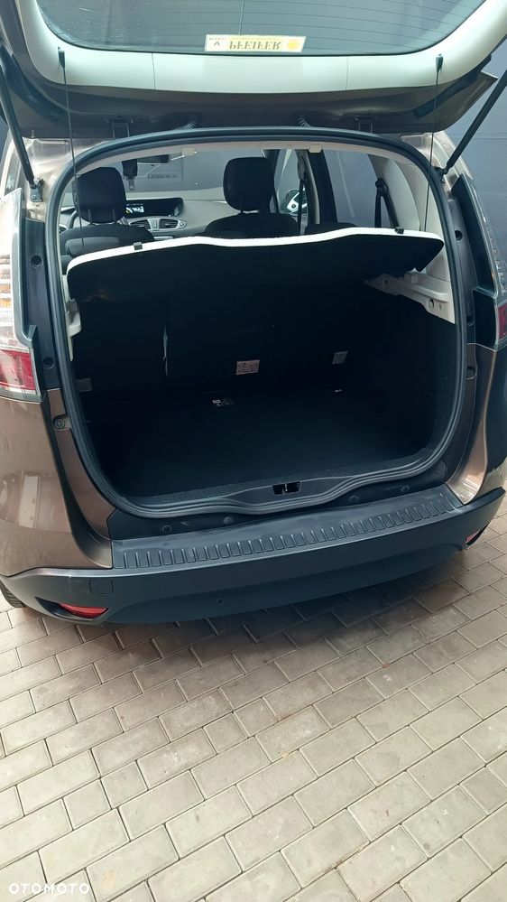 Renault Scenic 2012 photo 5
