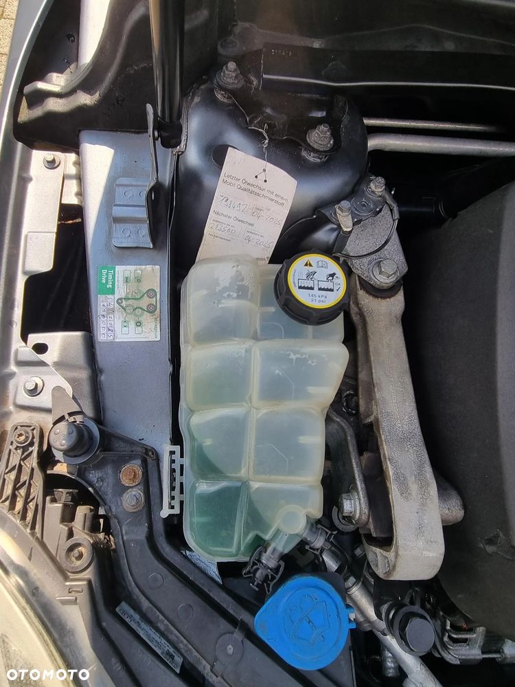 Volvo V40 D3 - 14
