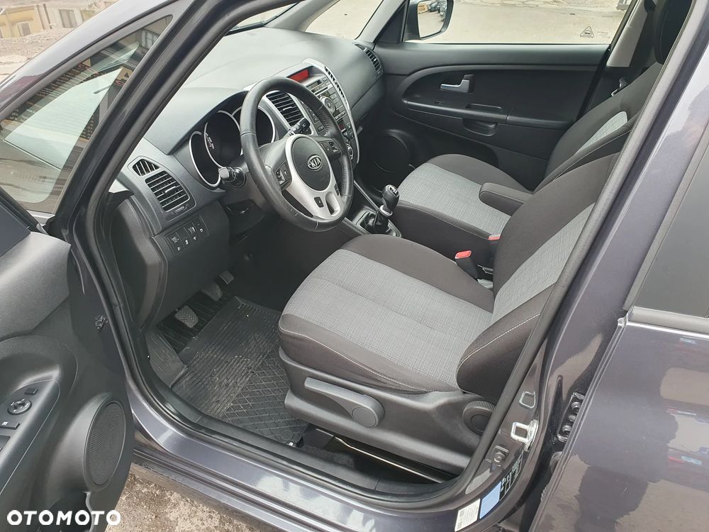 Kia Venga 1.6 CVVT Edition 7 - 10