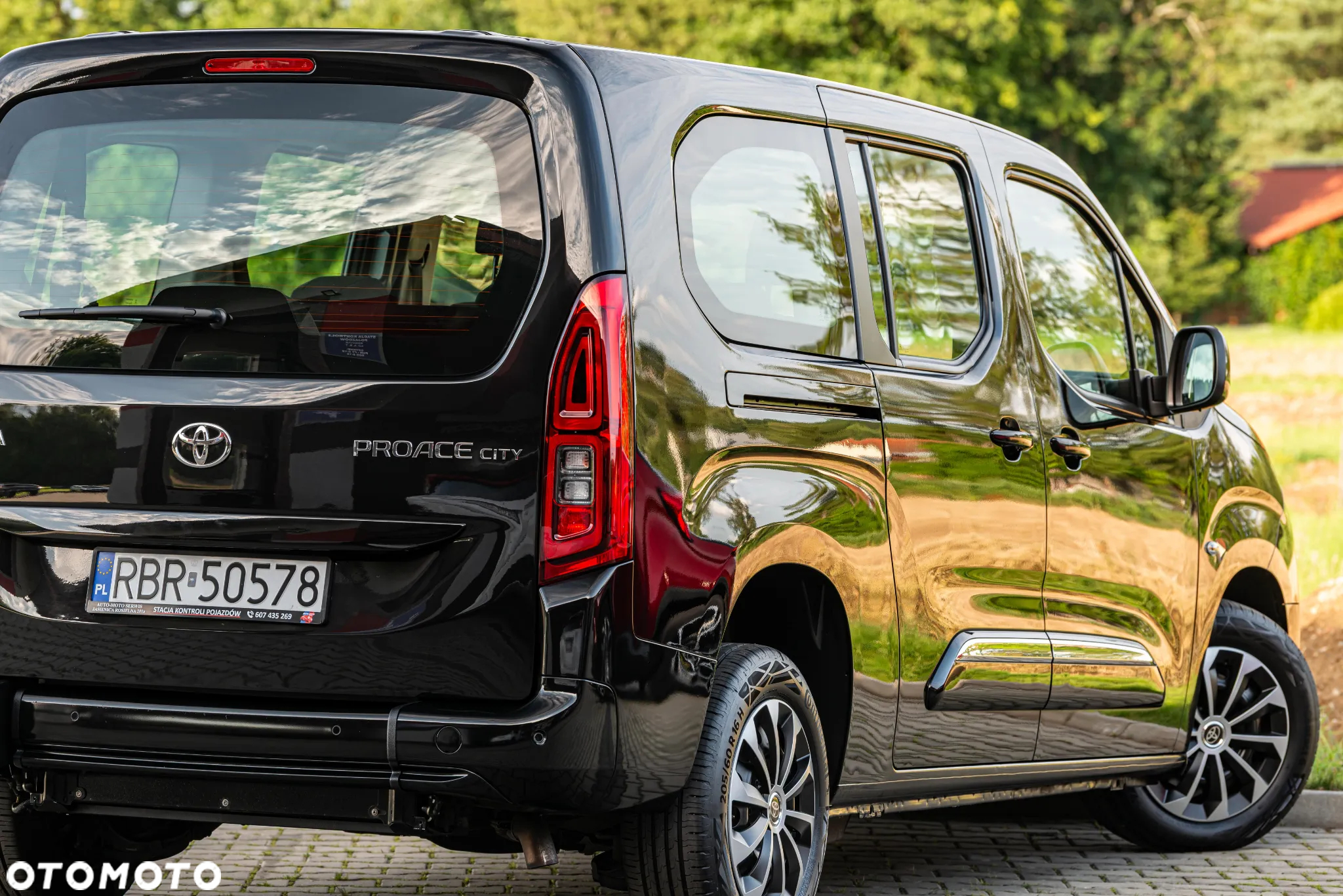 Toyota Proace City Verso 1.5 D-4D Business - 19