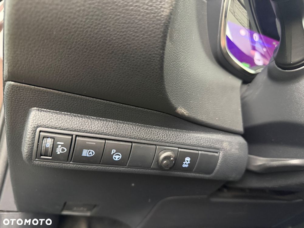 Toyota Corolla 1.8 Hybrid Selection - 24