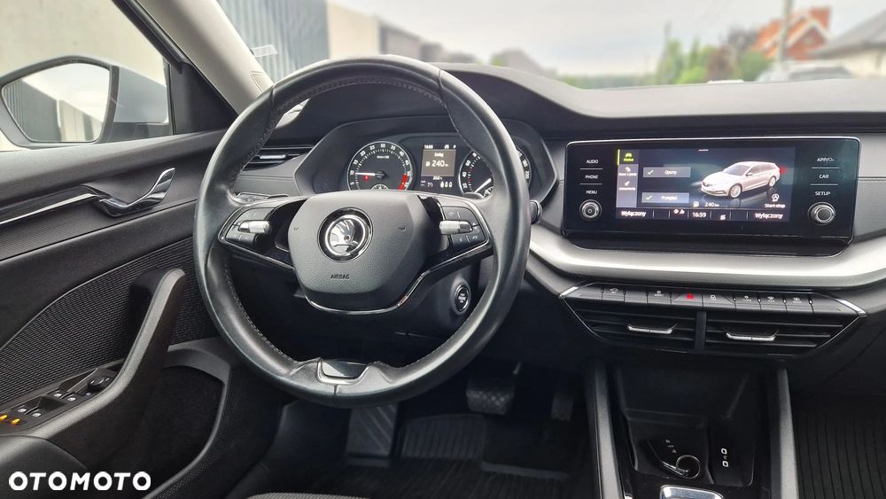 Skoda Octavia 2.0 TDI Style DSG - 28
