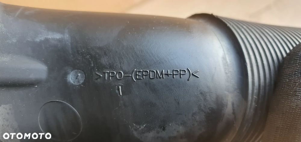 Rura dolot przewód powietrza VW Polo V 6R 1.4 - 6