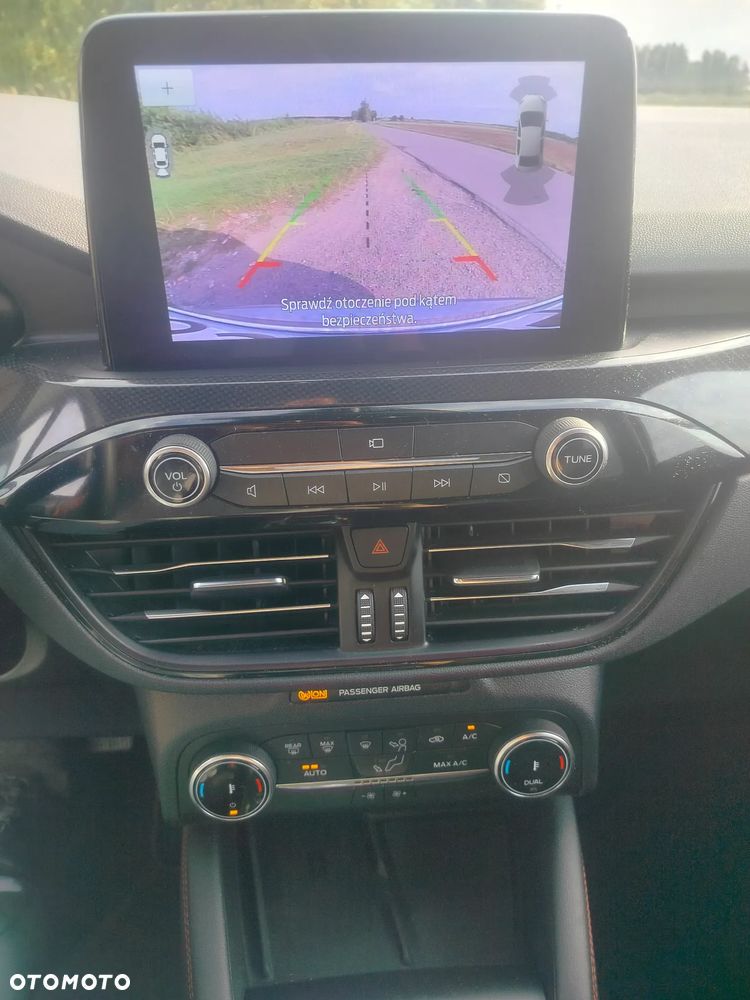 Ford Kuga 2.5 Duratec FHEV ST-LINE - 34