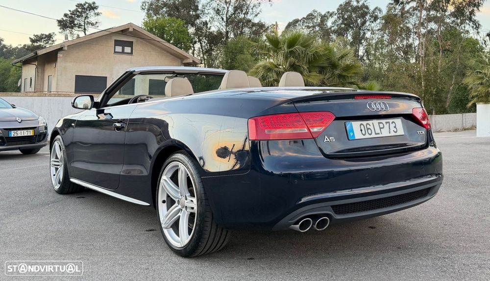 Audi A5 Cabrio 2.0 TDi S-line - 16