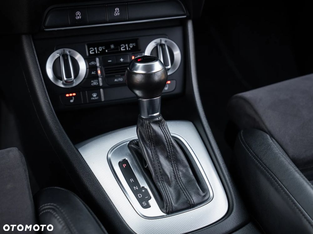 Audi Q3 2.0 TDI Quattro S tronic - 38