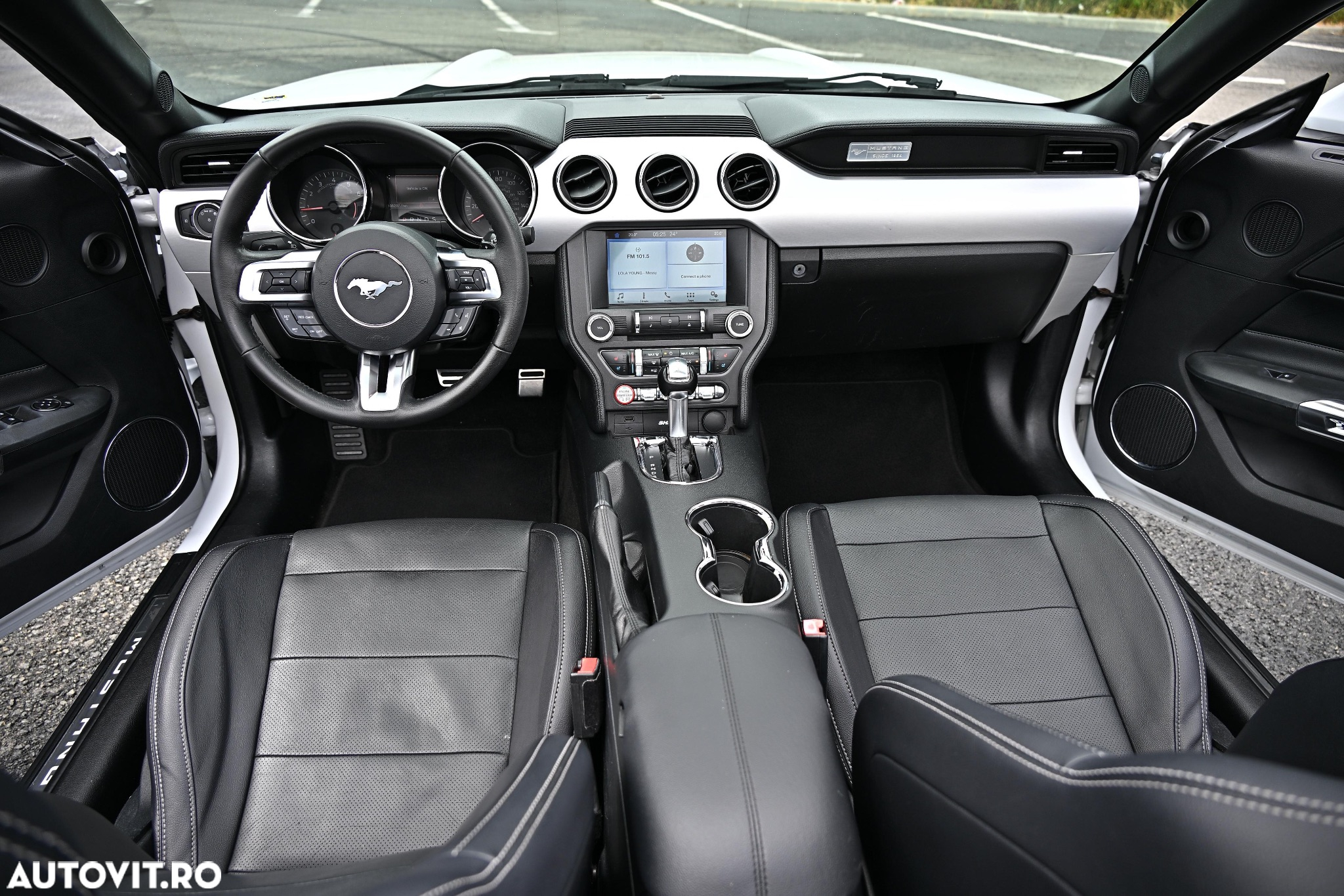 Ford Mustang Cabrio 2.3 Eco Boost - 23