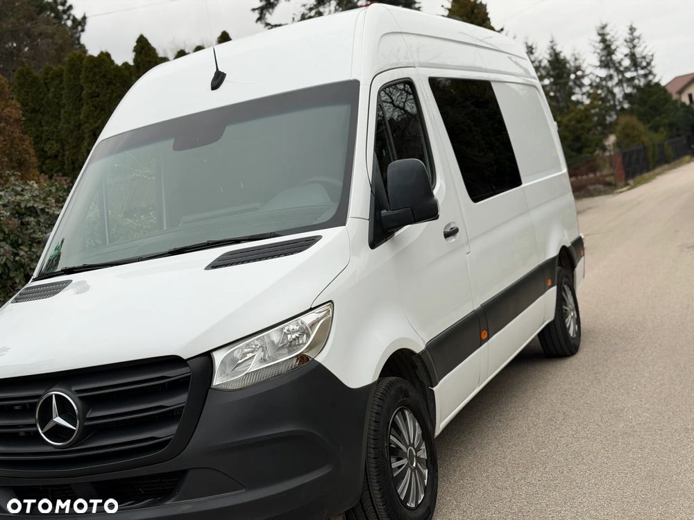 Mercedes-Benz SPRINTER - 38