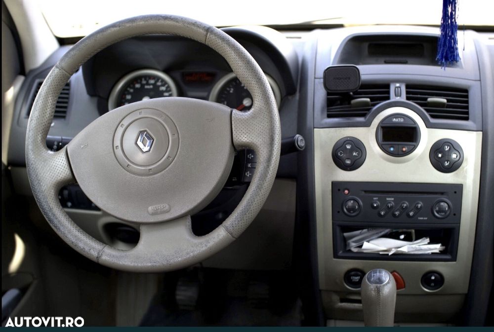 Renault Megane II Estate 1.6 Confort Privilege - 7