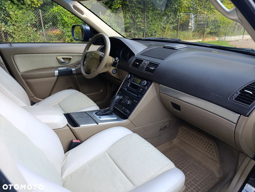 Volvo XC 90 3.2 AWD Geartronic Momentum - 11