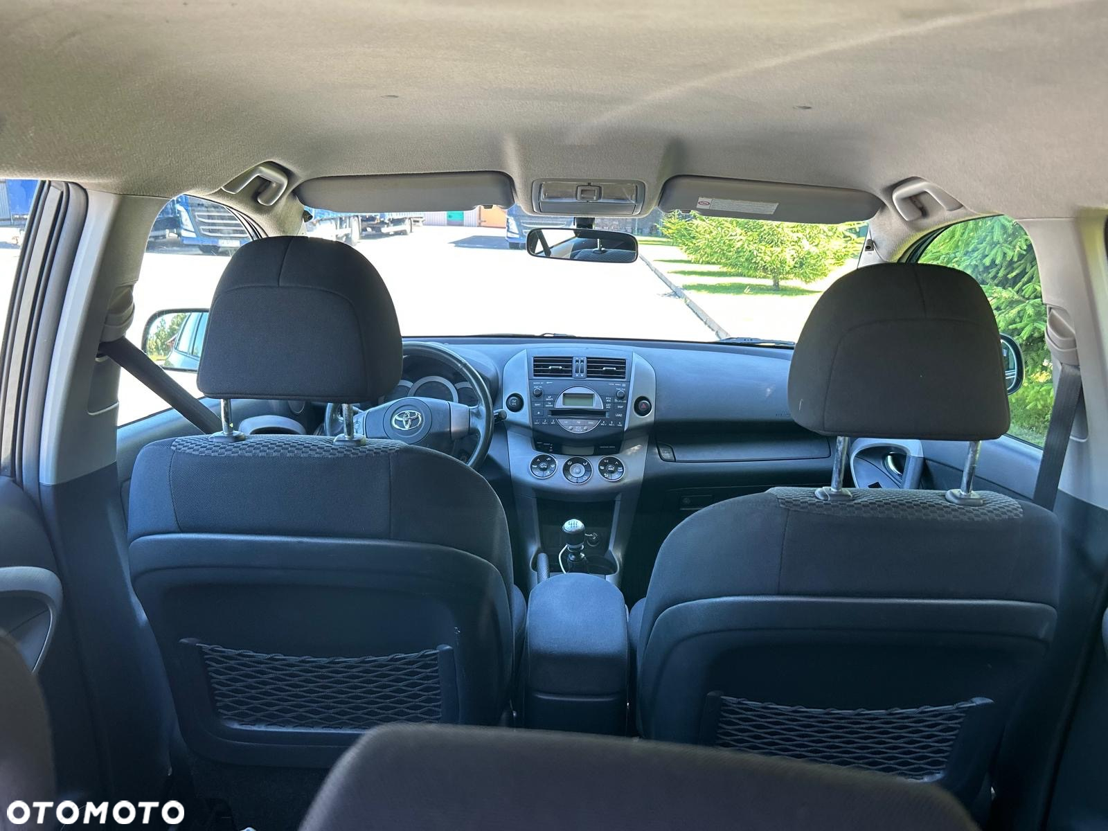 Toyota RAV4 2.2 D-4D Sol - 28