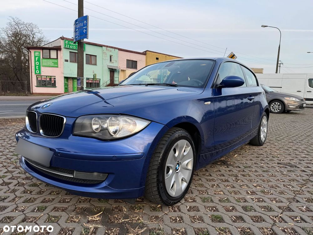 BMW Seria 1 118d DPF - 1