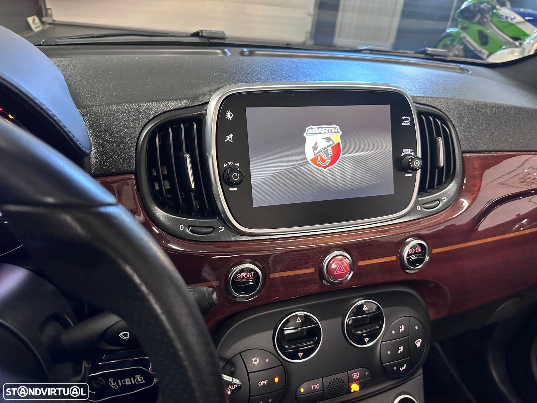 Abarth 695C 1.4 T-Jet Rivale - 16