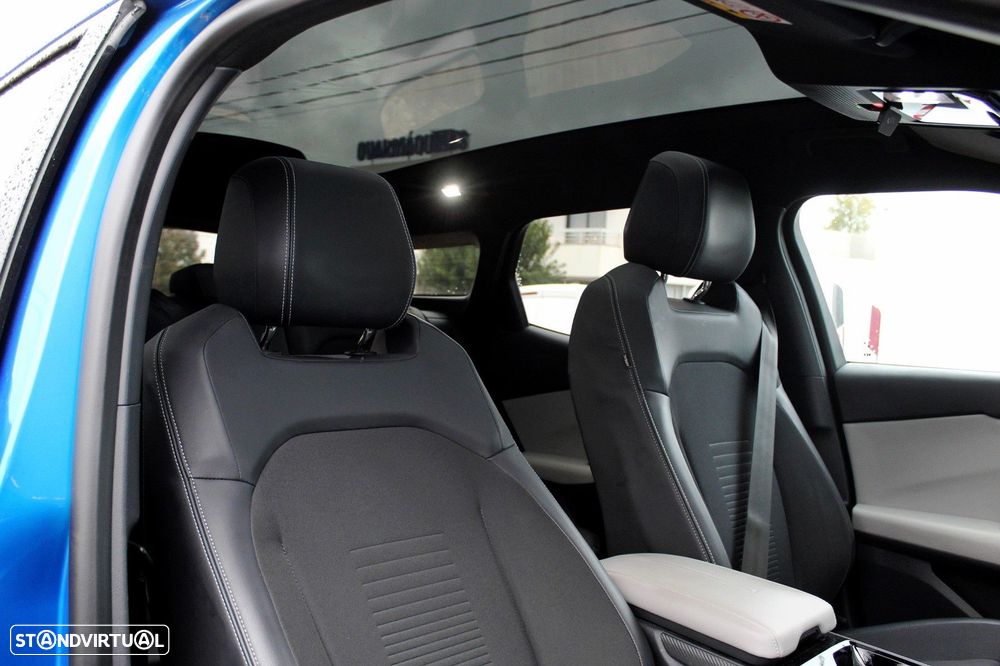 Ford Explorer 77 kWh Premium - 27