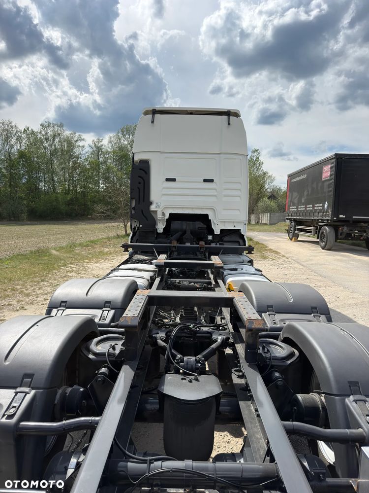 MAN TGX - 8