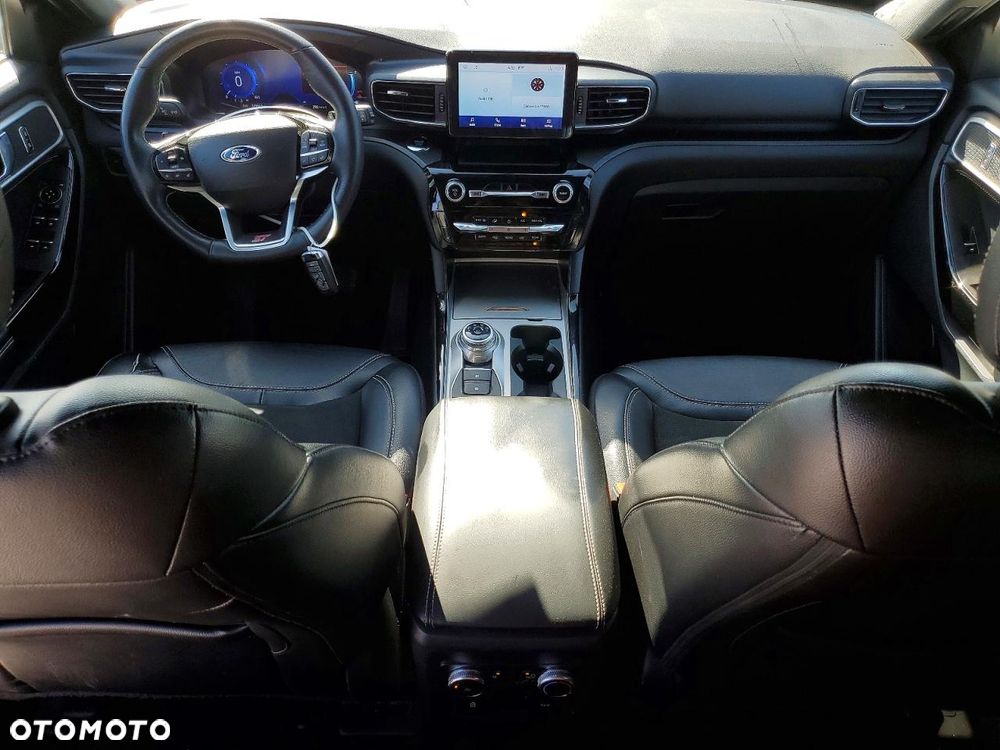Ford Explorer EcoBoost Plug-in Hybrid ST-LINE - 7