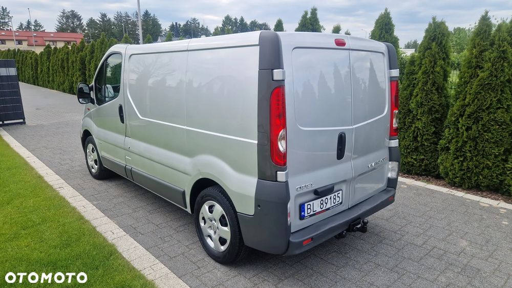 Opel Vivaro - 4