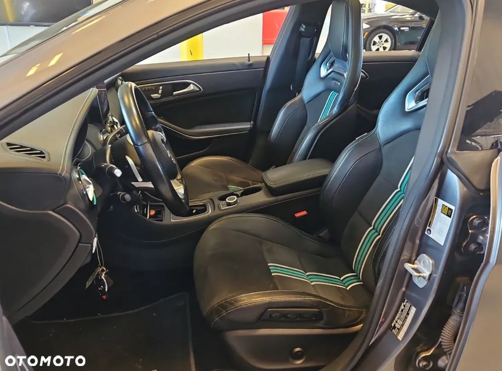 Mercedes-Benz CLA 250 7G-DCT Sport - 10