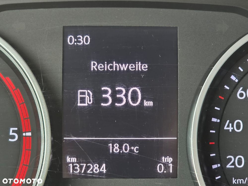 Volkswagen CRAFTER L4 - 27