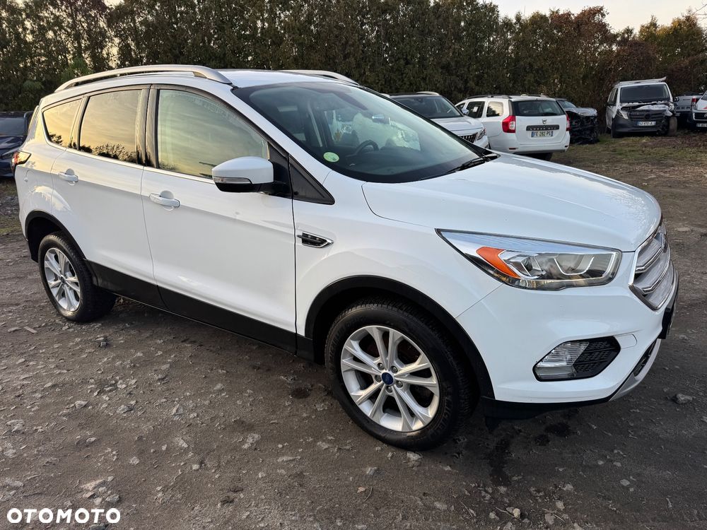 Ford Kuga - 23