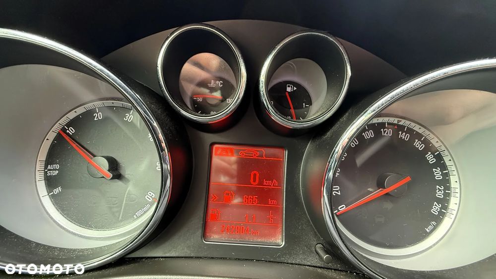 Opel Insignia 2.0 CDTI - 13