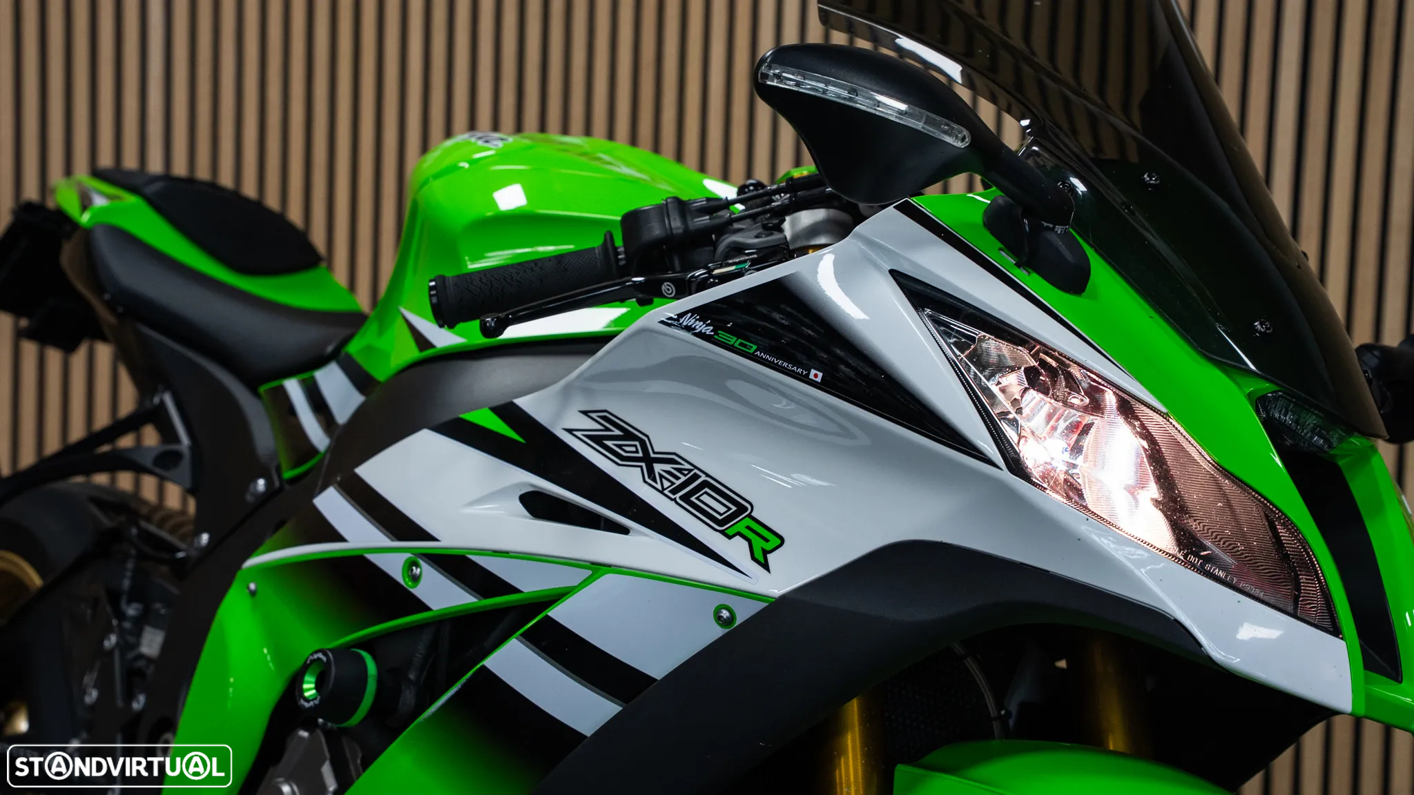 Kawasaki ZXR 10 - 3