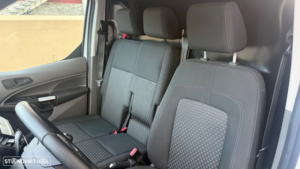 Ford Transit Connect - 14