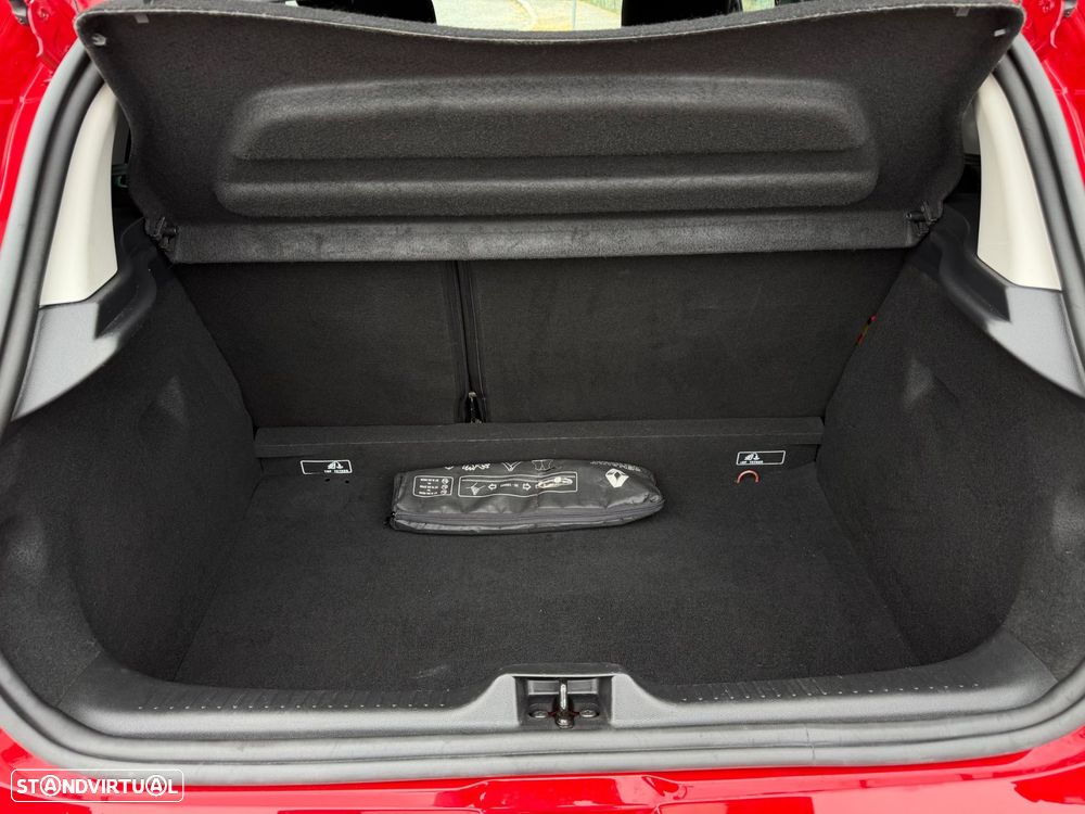 Renault Clio 0.9 TCe Limited - 11