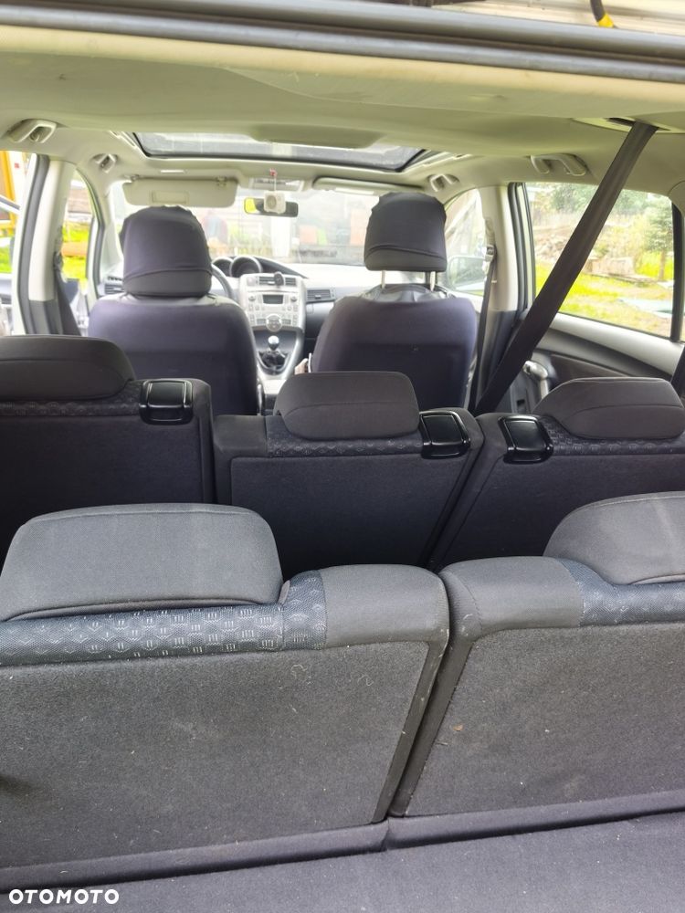 Toyota Verso - 7