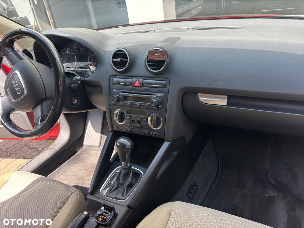 Audi A3 3-drzwiowe 2.0 TDI DPF (DSG) S tronic Ambition - 7