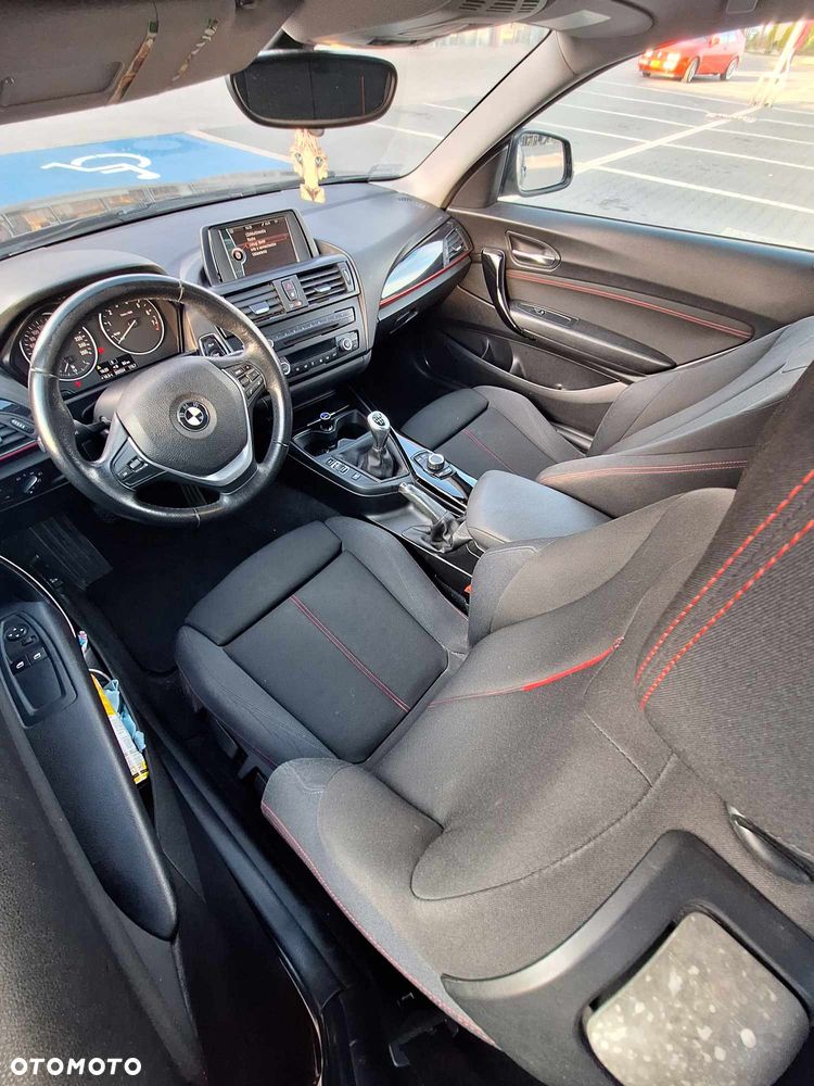 BMW Seria 1 116i Sport Line - 10