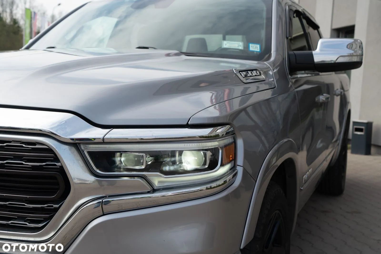 RAM 1500 Crew Cab Limited - 8