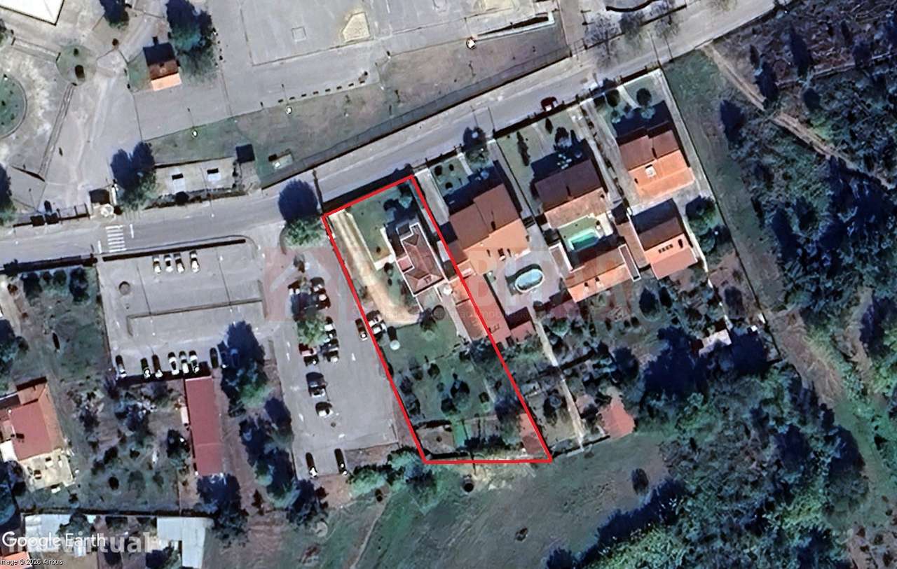 MORADIA T4 ISOLADA NA PAMPILHOSA - Grande imagem: 2/59